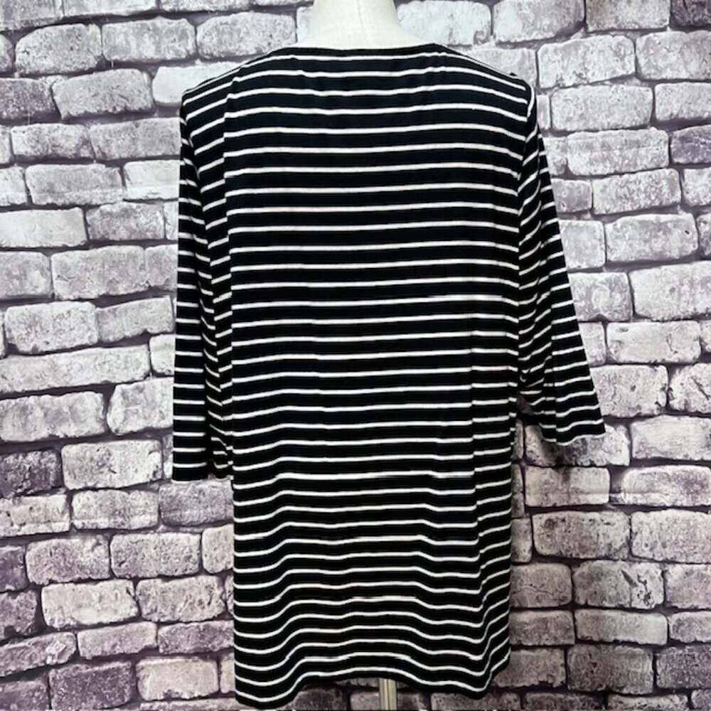 Susan Graver Navy, White & Red 3/4 Sleeve Blouse Size 1X - Picture 6 of 9